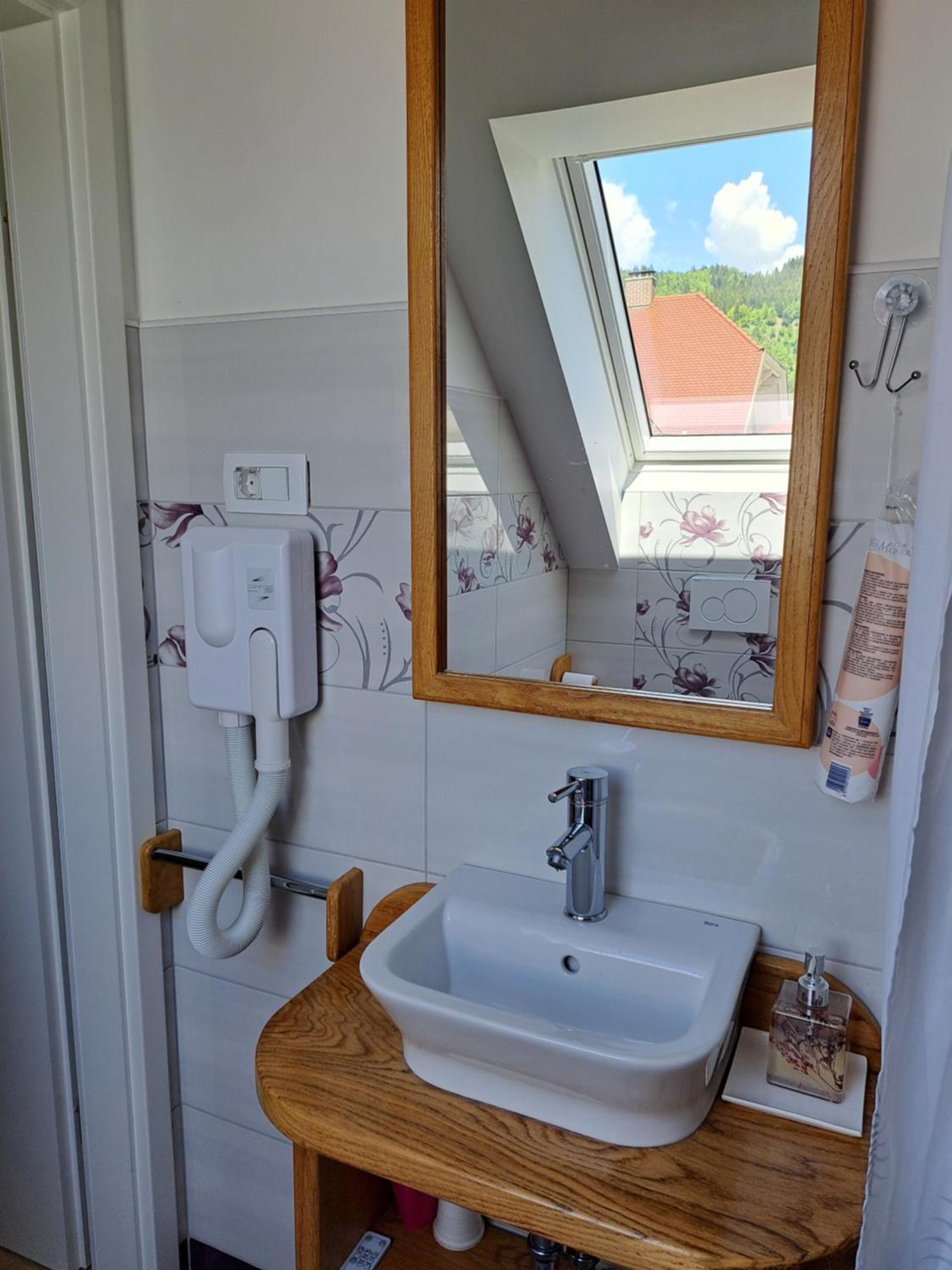 Apartmaji Magda Apartment Zgornje Gorje Екстериор снимка
